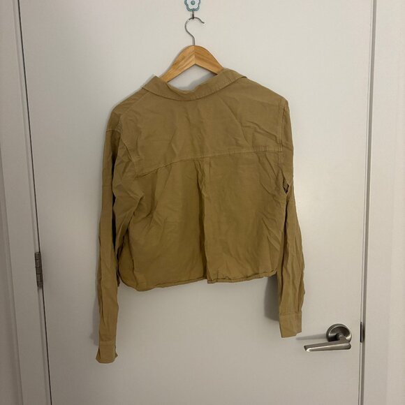Universal thread camel button up - Picture 2 of 2